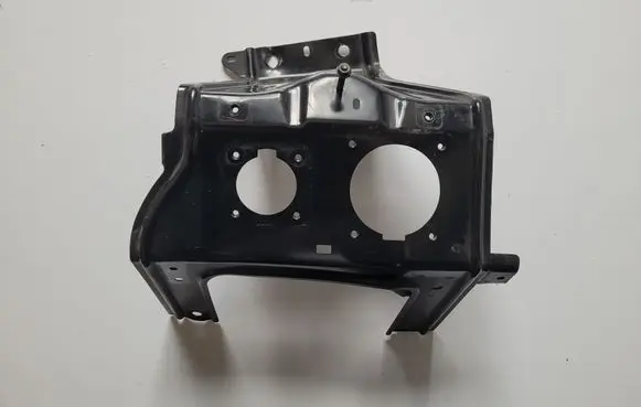 Nissan Leaf I (ZE0) Other engine bay part 625503NA0A