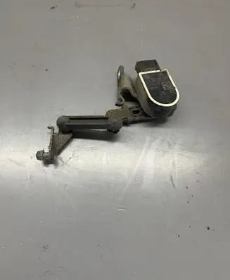 BMW 5 F10 F11 Headlight/headlamp level sensor 37146860843