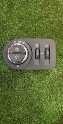 Opel Corsa E Light switch 13470445