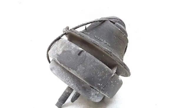 Volvo XC90 Engine mount bracket 8683936