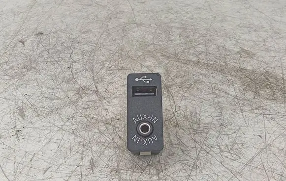 USB socket connector
