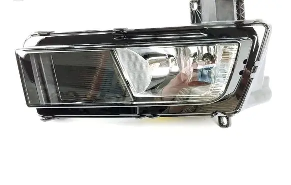 Volkswagen Touran II Front fog light 5TA941662A