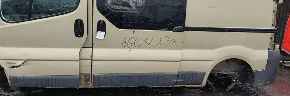 Opel Vivaro Side sliding door 
