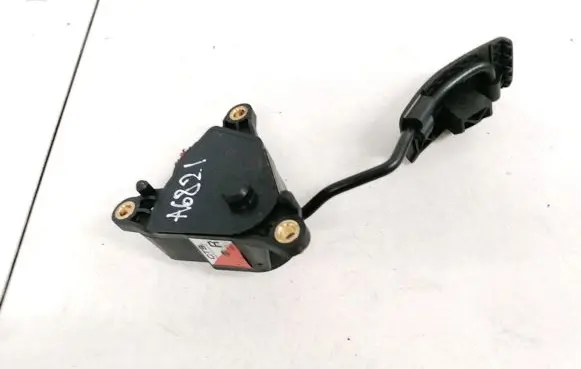 Nissan Qashqai Accelerator throttle pedal 1177C10828