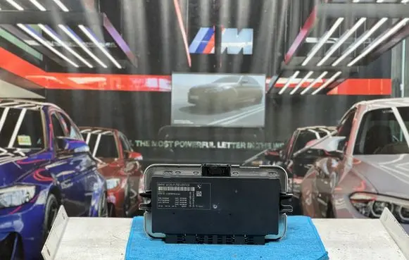 BMW X3 F25 Light module LCM 9250459