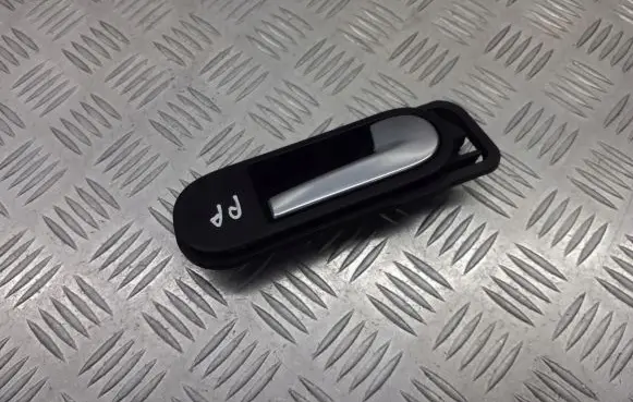 Volkswagen Golf Plus Front door interior handle 5M0837198