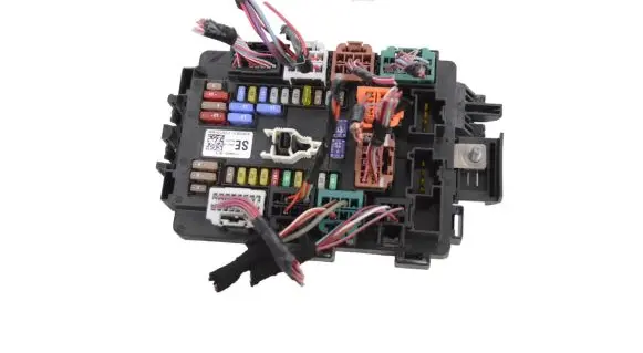 Infiniti M Y51 Fuse box set 109440900E