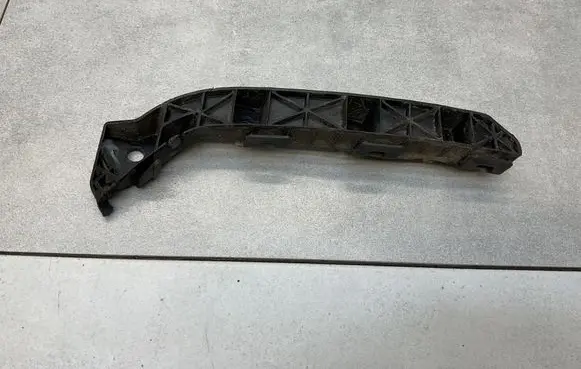 Hyundai i40 Front bumper mounting bracket 865163Z000