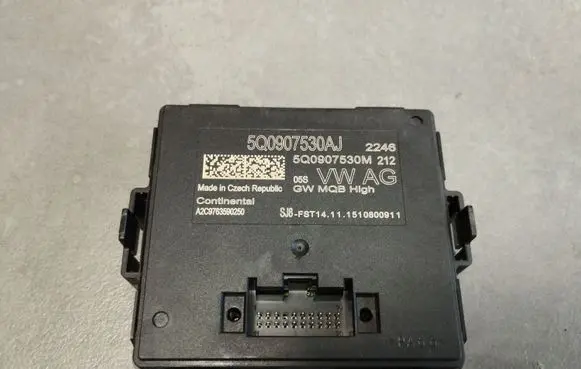 Volkswagen Golf VII Gateway control module 5Q0907530AJ 5Q0907530M