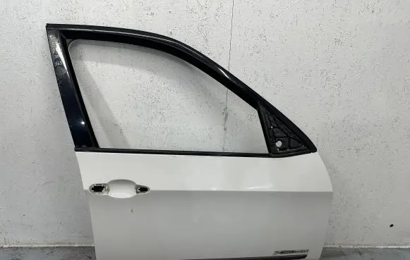 BMW X5 E70 Front door 7211424 41517211424