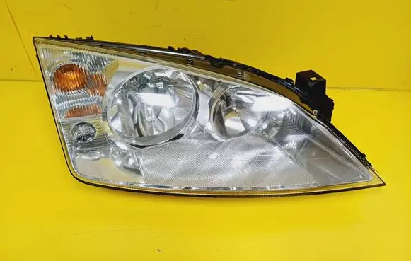 Ford Mondeo Mk III Headlight/headlamp 1S71-13005-AM 0301174202