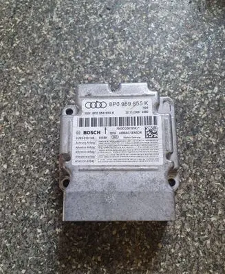Audi A3 S3 8P Airbag control unit/module 8P0959655K 0285010149