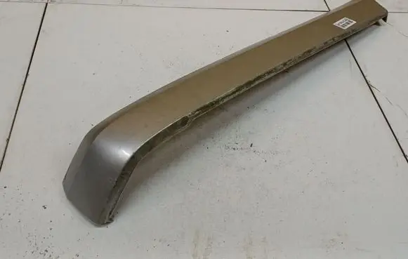 Opel Omega B2 Rear arch trim 90566966