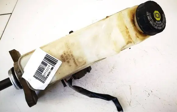 Brake fluid reservoir