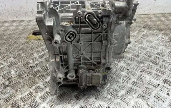 Renault Megane E-Tech Electric car motor C040241 6AM408