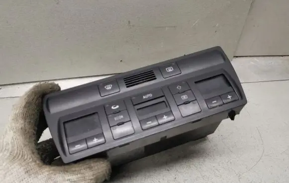 Audi A6 S6 C5 4B Climate control unit 4B0820043F