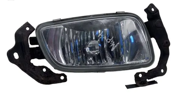 Mitsubishi Pajero Front fog light E40219031 P0239R