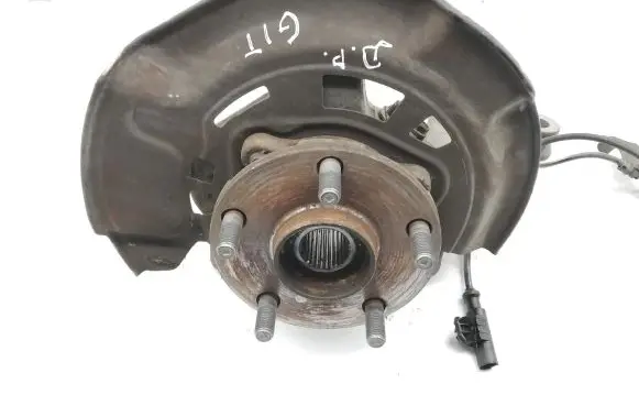 Toyota Verso-S Front wheel hub