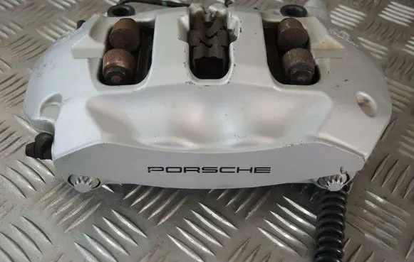 Porsche Cayenne (92A) Rear brake caliper 404BD