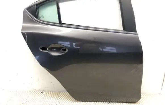Mazda 3 II Rear door