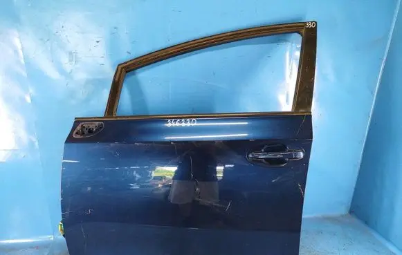 Toyota Prius+ (ZVW40) Front door 6700247091