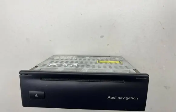 Audi A4 S4 B6 8E 8H Navigation unit CD/DVD player 4b0919887e