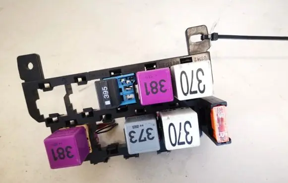 Audi A6 S6 C6 4F Fuse box set 4f0937503