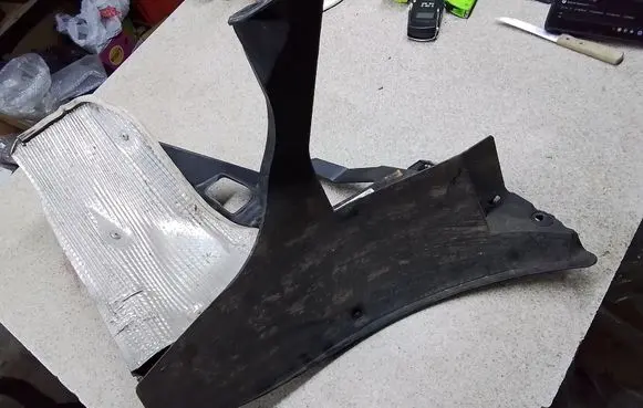 Porsche Boxster 982 Rear bumper corner part panel trim 982807147 982825729 982807193