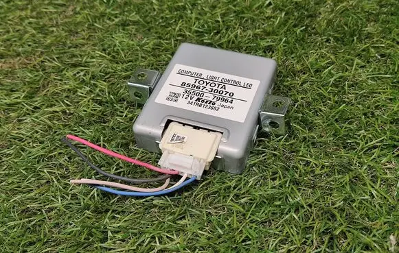 Lexus GS 250 350 300H 450H LED ballast control module 8596730070 3550079964