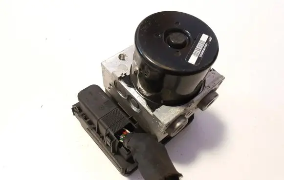 Volvo S80 ABS Pump 30681619 000404972C1