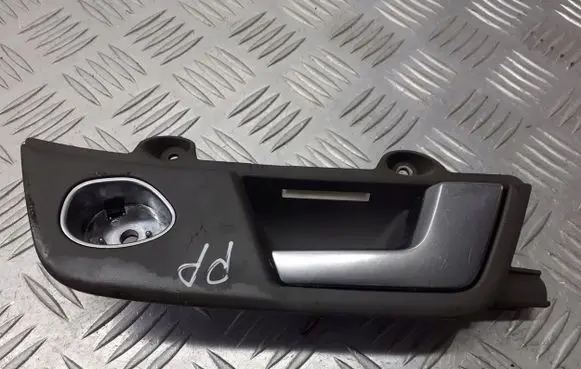 Audi A4 S4 B6 8E 8H Front door interior handle 8E1837020A