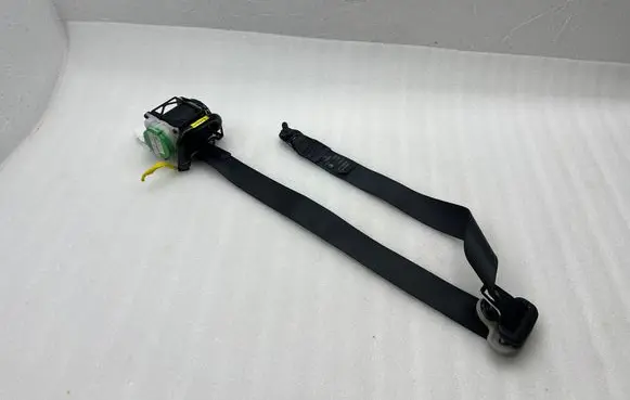 Suzuki Vitara (LY) Front seatbelt 8492054P11