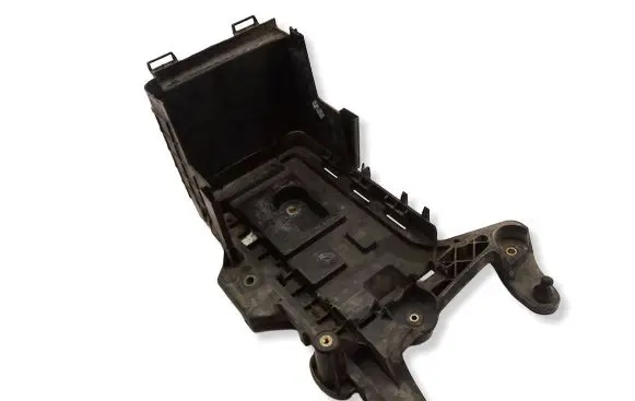 Volkswagen PASSAT B6 Battery box tray 1K0915333C
