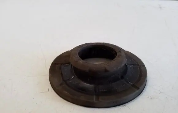 Volvo XC40 Rear coil spring rubber mount 31451675
