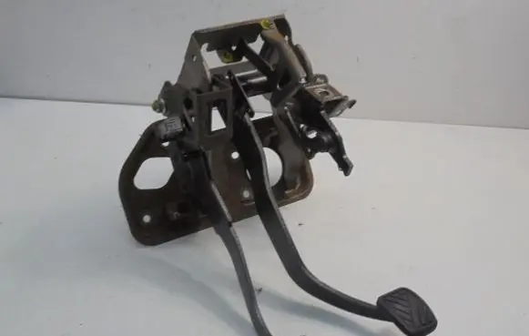 Suzuki Splash Pedal assembly 49600-51K80