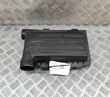 Skoda Superb B8 (3V) Air filter box 04E129620 04E129611G