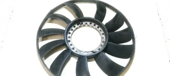 Volkswagen PASSAT B5.5 Fan impeller 058121301b