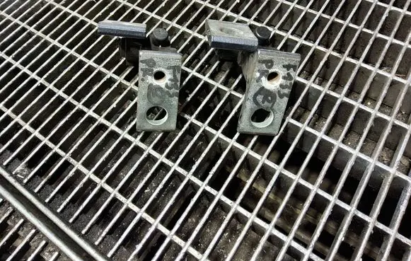 Audi A3 S3 8V Front door hinge set 