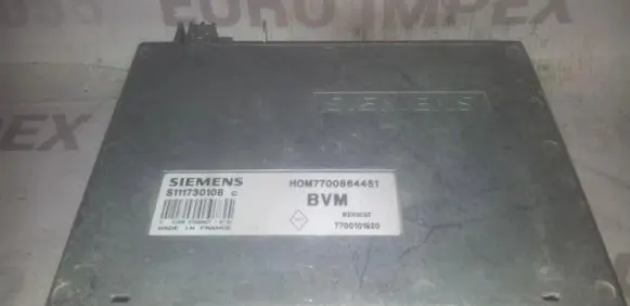Renault Megane I Engine control unit/module S111730108C HOM7700864451