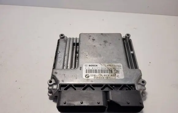 BMW 1 E81 E87 Engine control unit/module 7823422 030210727 0281014573
