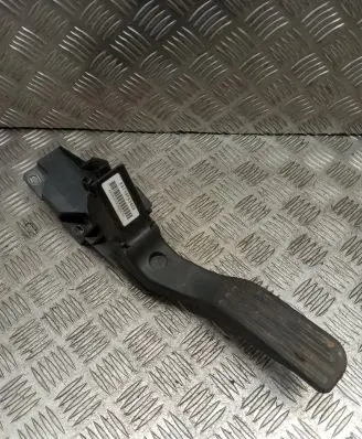 Jaguar X-Type Accelerator throttle pedal 2S719F836CA