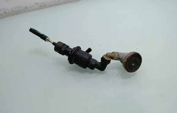 KIA Sportage Clutch slave cylinder 