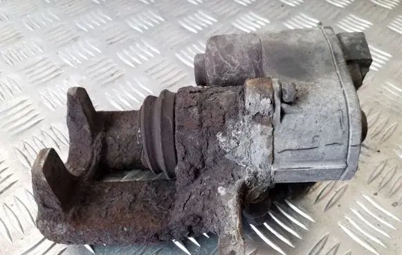 Volvo XC60 Rear brake caliper