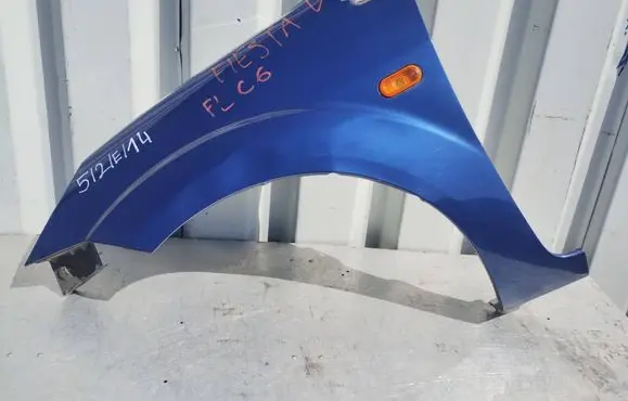 Ford Fiesta Fender 52E14