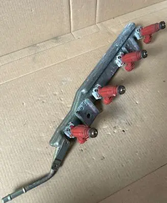Nissan Almera Tino Fuel injector 0280155940