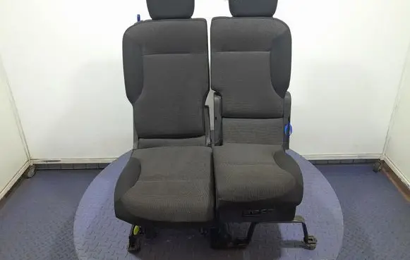 Peugeot Partner Front passenger seat