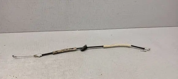 Volkswagen Touareg I Front door cable line 7L6837085