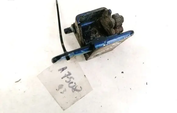 Seat Toledo II (1M) Rear door lower hinge 1J4833411