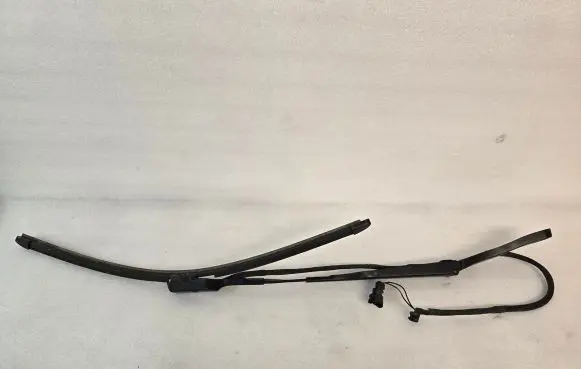 Volvo S60 Windshield/front glass wiper blade 31693537
