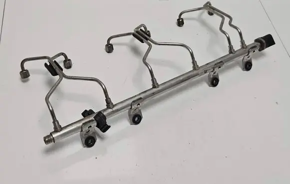 BMW X3 F25 Fuel main line pipe 7649710